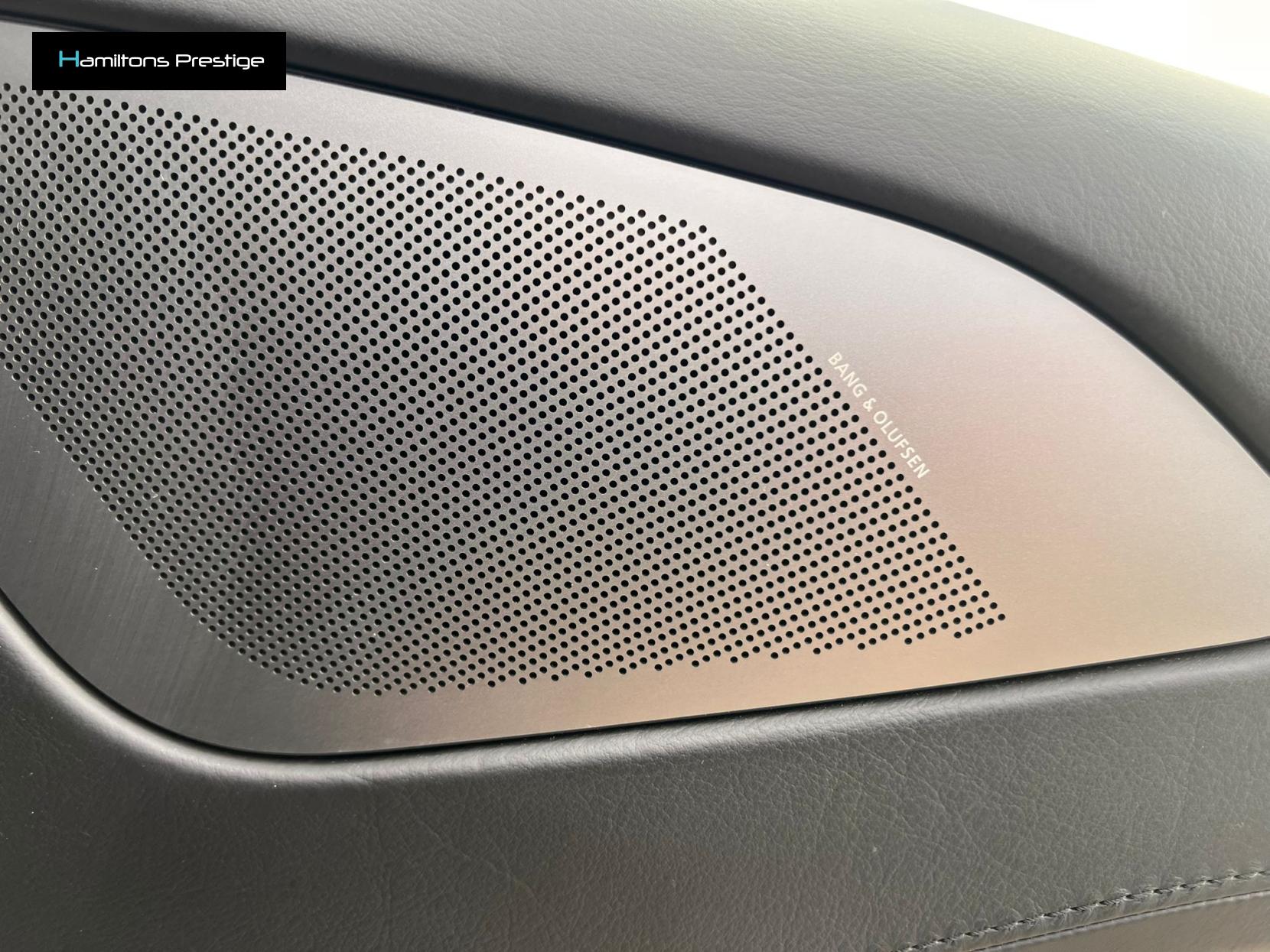 Aston Martin Rapide 6.0 V12 Saloon 4dr Petrol T-TronicII Euro 5 (470 bhp)