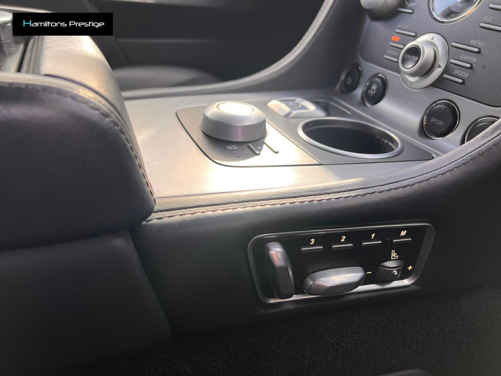 Aston Martin Rapide 6.0 V12 Saloon 4dr Petrol T-TronicII Euro 5 (470 bhp)