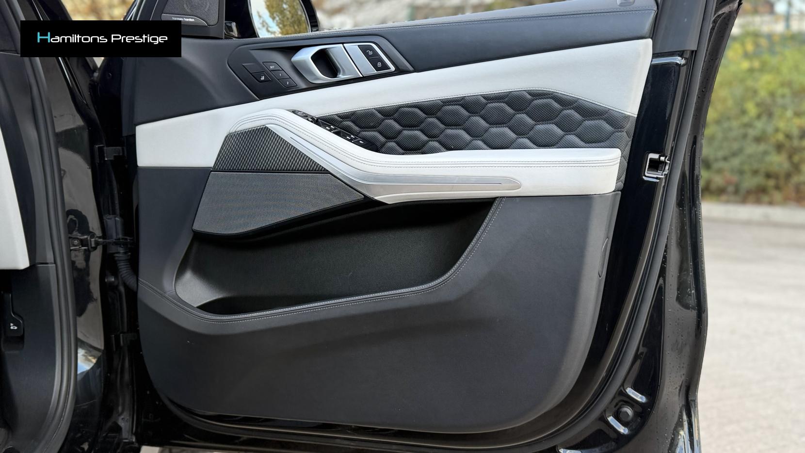 BMW X5 M 4.4i V8 Competition SUV 5dr Petrol Auto xDrive Euro 6 (s/s) (625 ps)