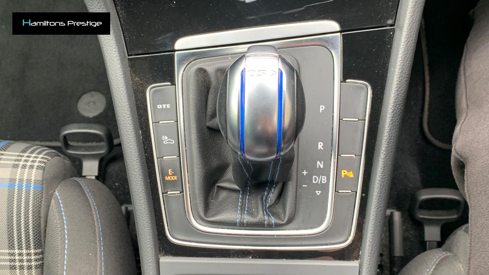 Volkswagen Golf 1.4 TSI 8.7kWh GTE Advance Hatchback 5dr Petrol Plug-in Hybrid DSG Euro 6 (s/s) (204 ps)