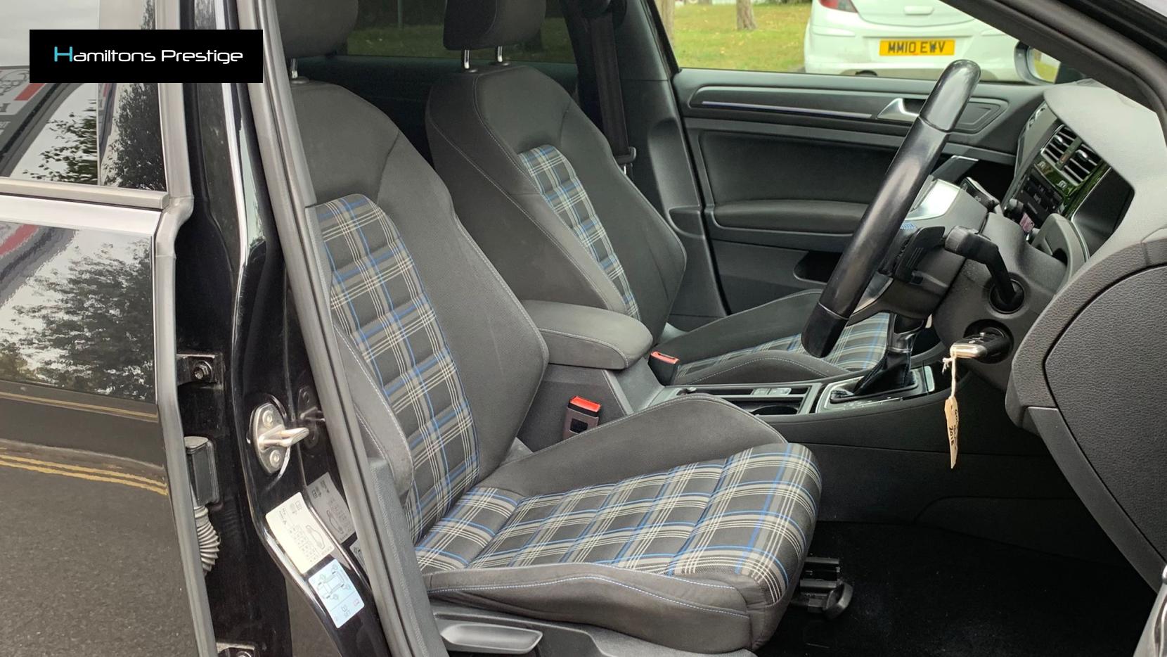 Volkswagen Golf 1.4 TSI 8.7kWh GTE Advance Hatchback 5dr Petrol Plug-in Hybrid DSG Euro 6 (s/s) (204 ps)