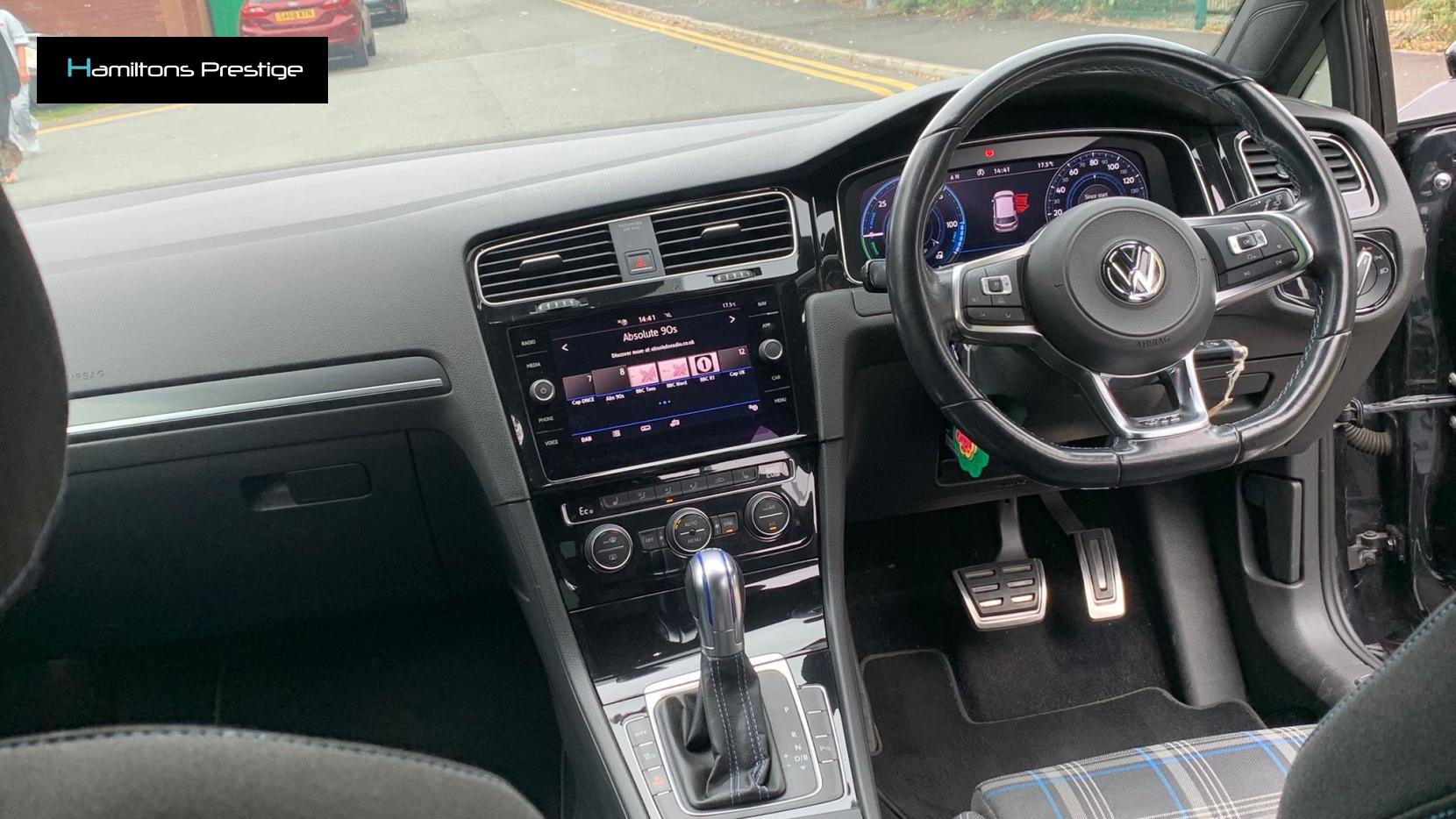 Volkswagen Golf 1.4 TSI 8.7kWh GTE Advance Hatchback 5dr Petrol Plug-in Hybrid DSG Euro 6 (s/s) (204 ps)