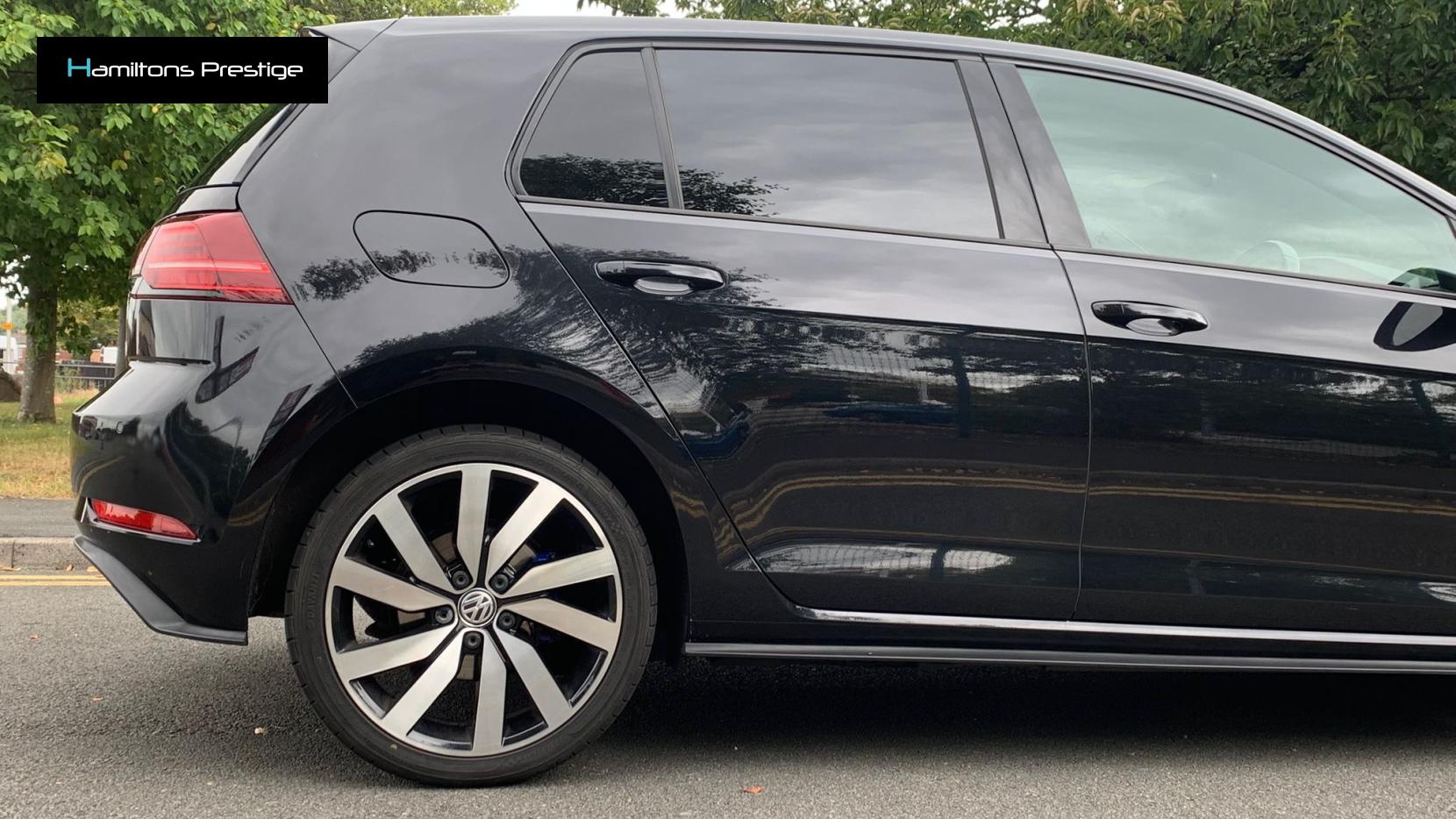 Volkswagen Golf 1.4 TSI 8.7kWh GTE Advance Hatchback 5dr Petrol Plug-in Hybrid DSG Euro 6 (s/s) (204 ps)