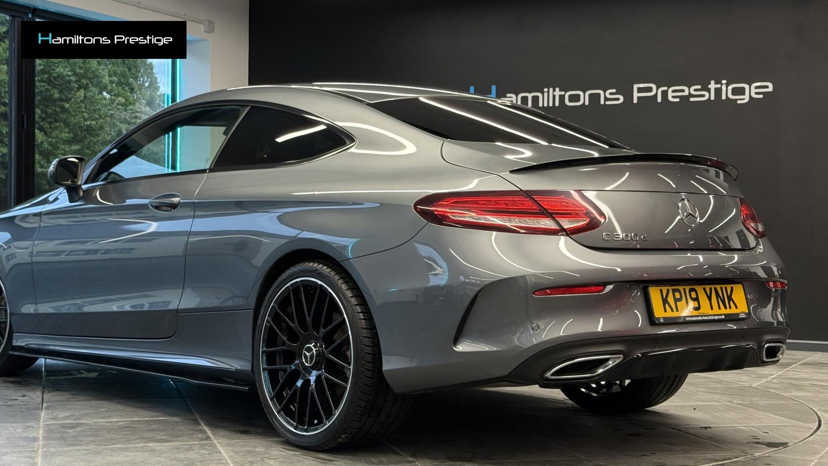 Mercedes-Benz C Class 2.0 C300d AMG Line (Premium) Coupe 2dr Diesel G-Tronic+ Euro 6 (s/s) (245 ps)
