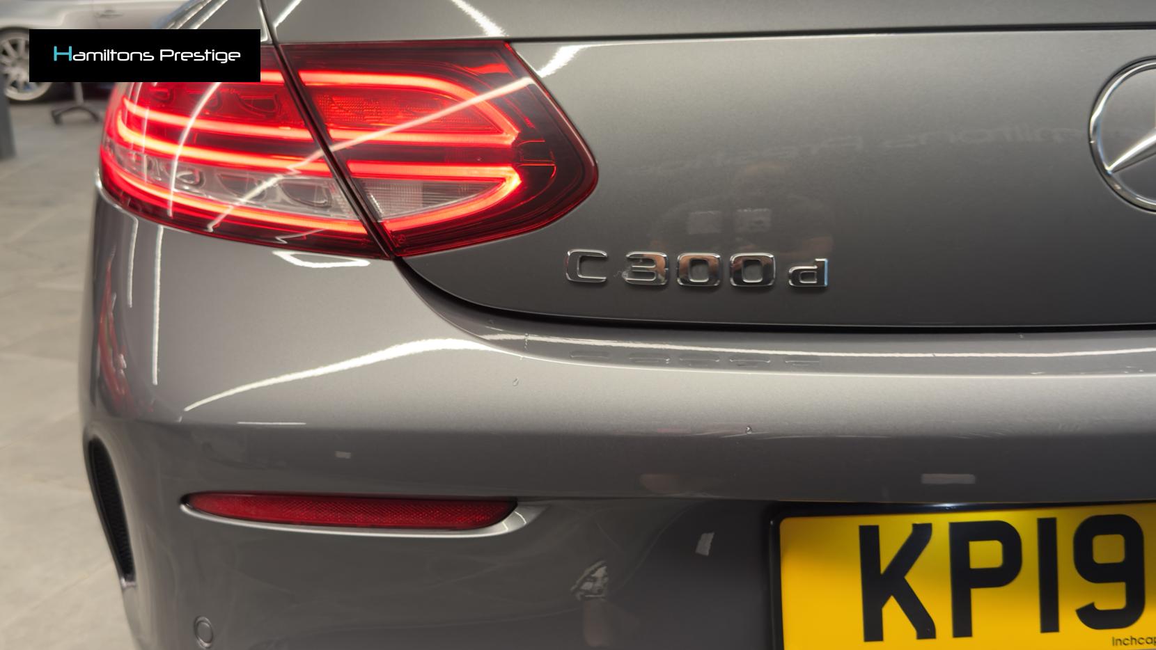 Mercedes-Benz C Class 2.0 C300d AMG Line (Premium) Coupe 2dr Diesel G-Tronic+ Euro 6 (s/s) (245 ps)