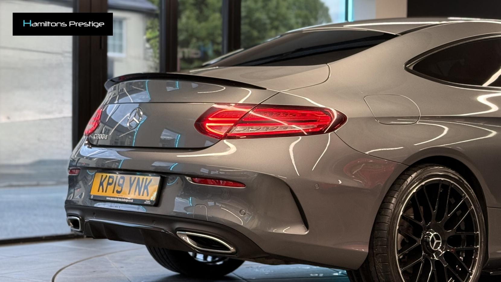 Mercedes-Benz C Class 2.0 C300d AMG Line (Premium) Coupe 2dr Diesel G-Tronic+ Euro 6 (s/s) (245 ps)