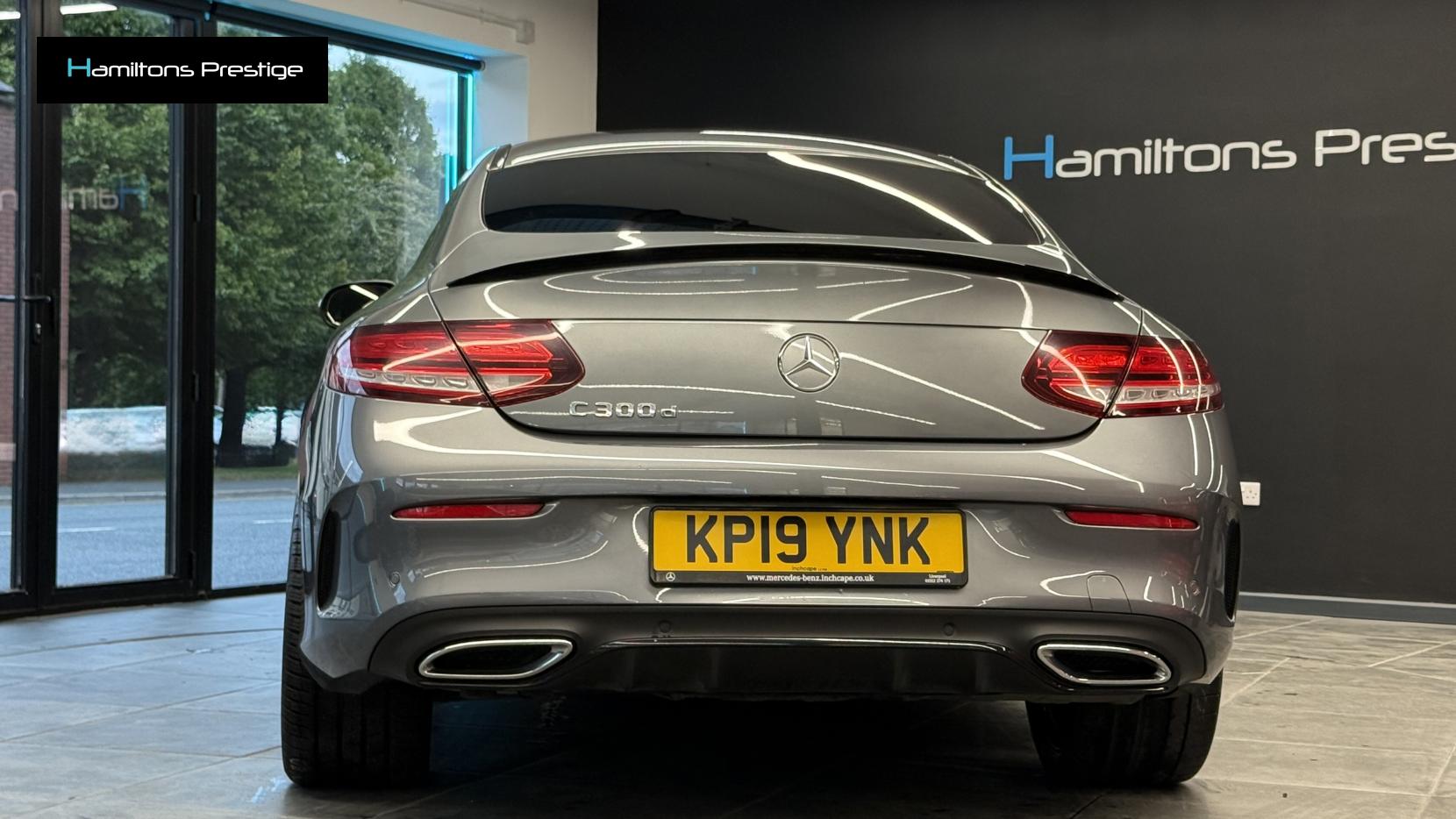 Mercedes-Benz C Class 2.0 C300d AMG Line (Premium) Coupe 2dr Diesel G-Tronic+ Euro 6 (s/s) (245 ps)