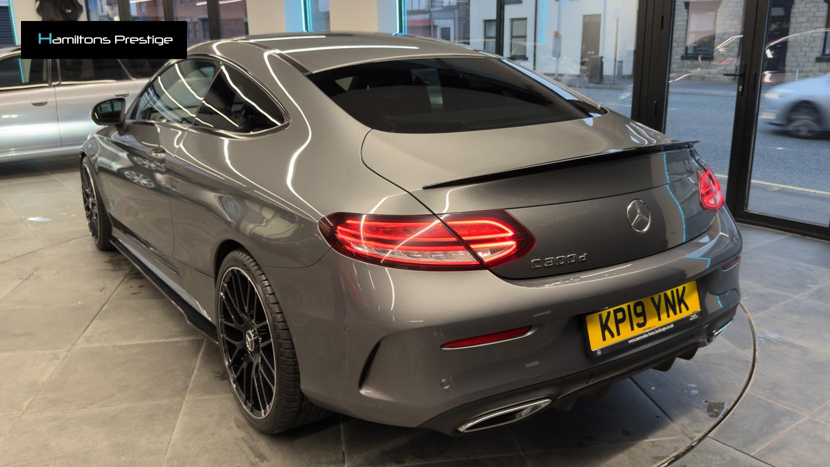 Mercedes-Benz C Class 2.0 C300d AMG Line (Premium) Coupe 2dr Diesel G-Tronic+ Euro 6 (s/s) (245 ps)