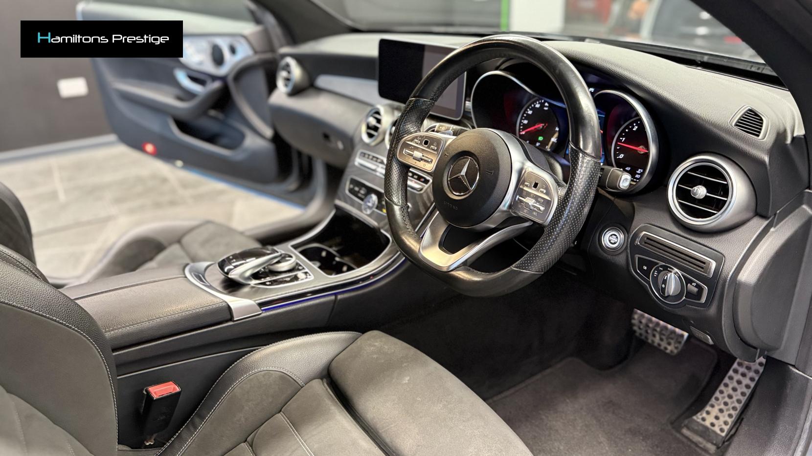 Mercedes-Benz C Class 2.0 C300d AMG Line (Premium) Coupe 2dr Diesel G-Tronic+ Euro 6 (s/s) (245 ps)
