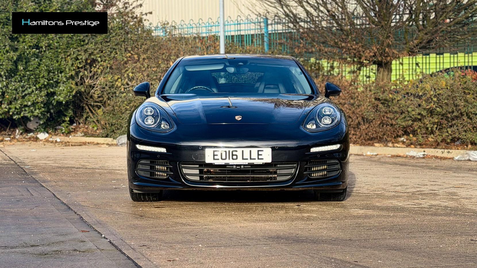 Porsche Panamera 3.0D V6 Hatchback 5dr Diesel TiptronicS Euro 5 (s/s) (300 ps)