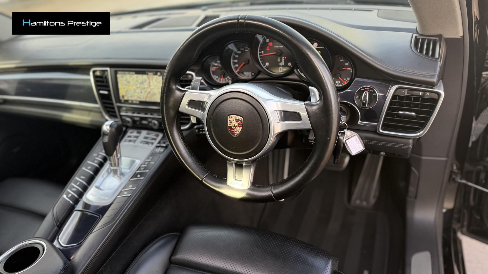 Porsche Panamera 3.0D V6 Hatchback 5dr Diesel TiptronicS Euro 5 (s/s) (300 ps)