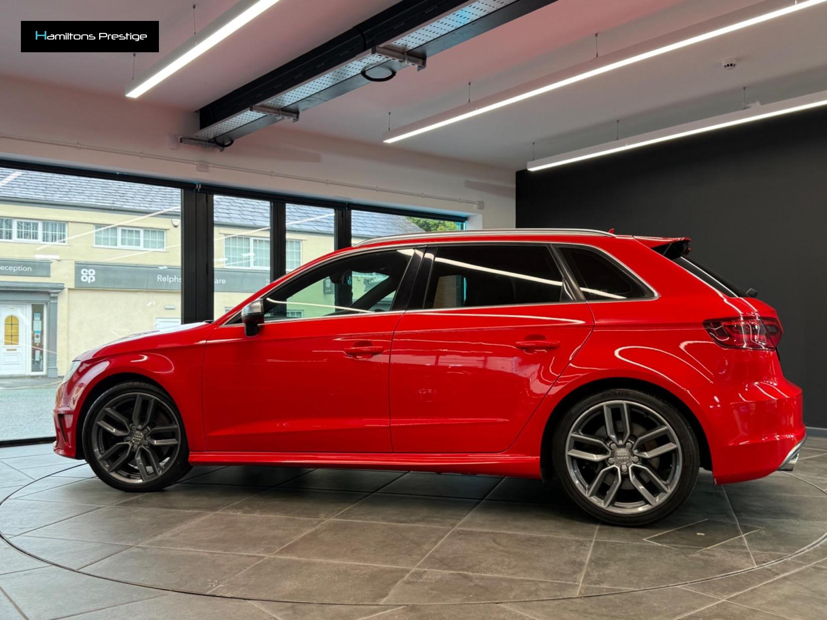 Audi S3 2.0 TFSI Sportback quattro Euro 6 (s/s) 5dr (Nav)
