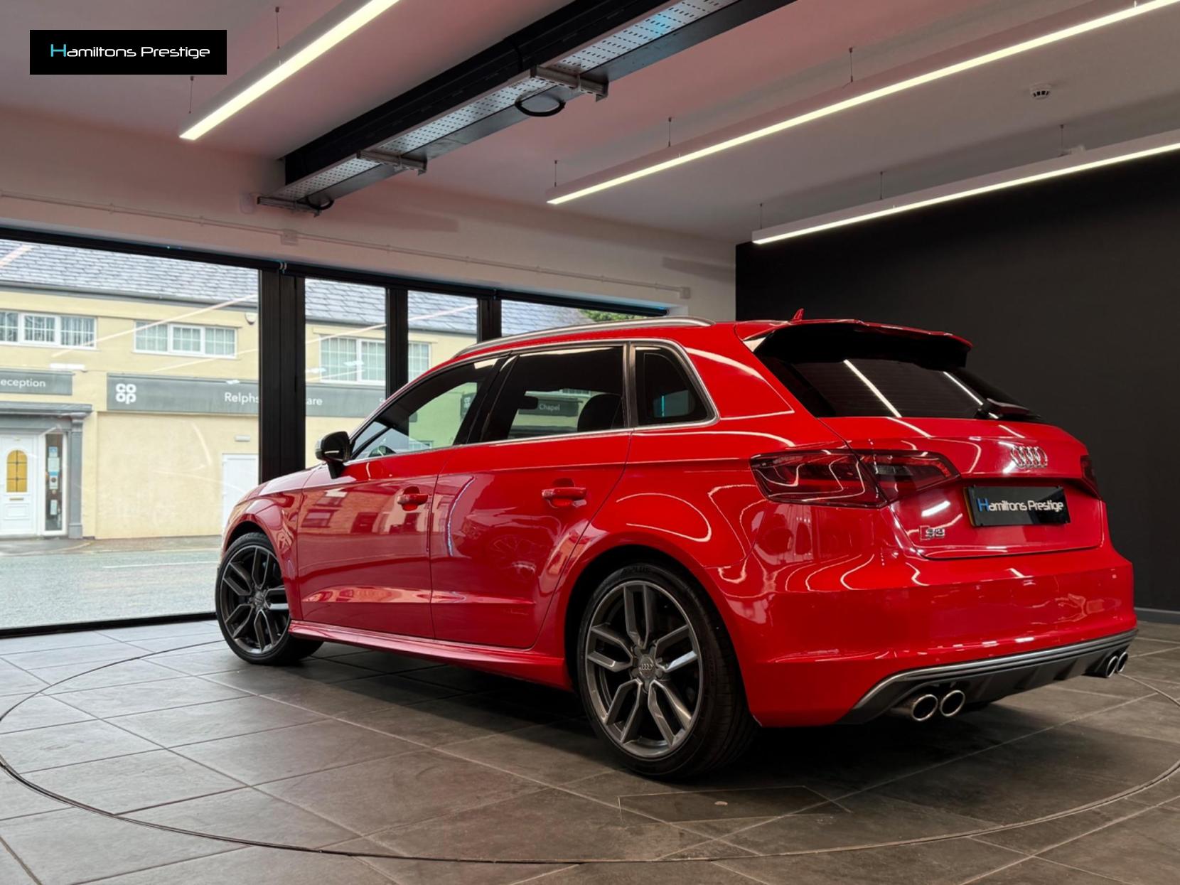 Audi S3 2.0 TFSI Sportback quattro Euro 6 (s/s) 5dr (Nav)