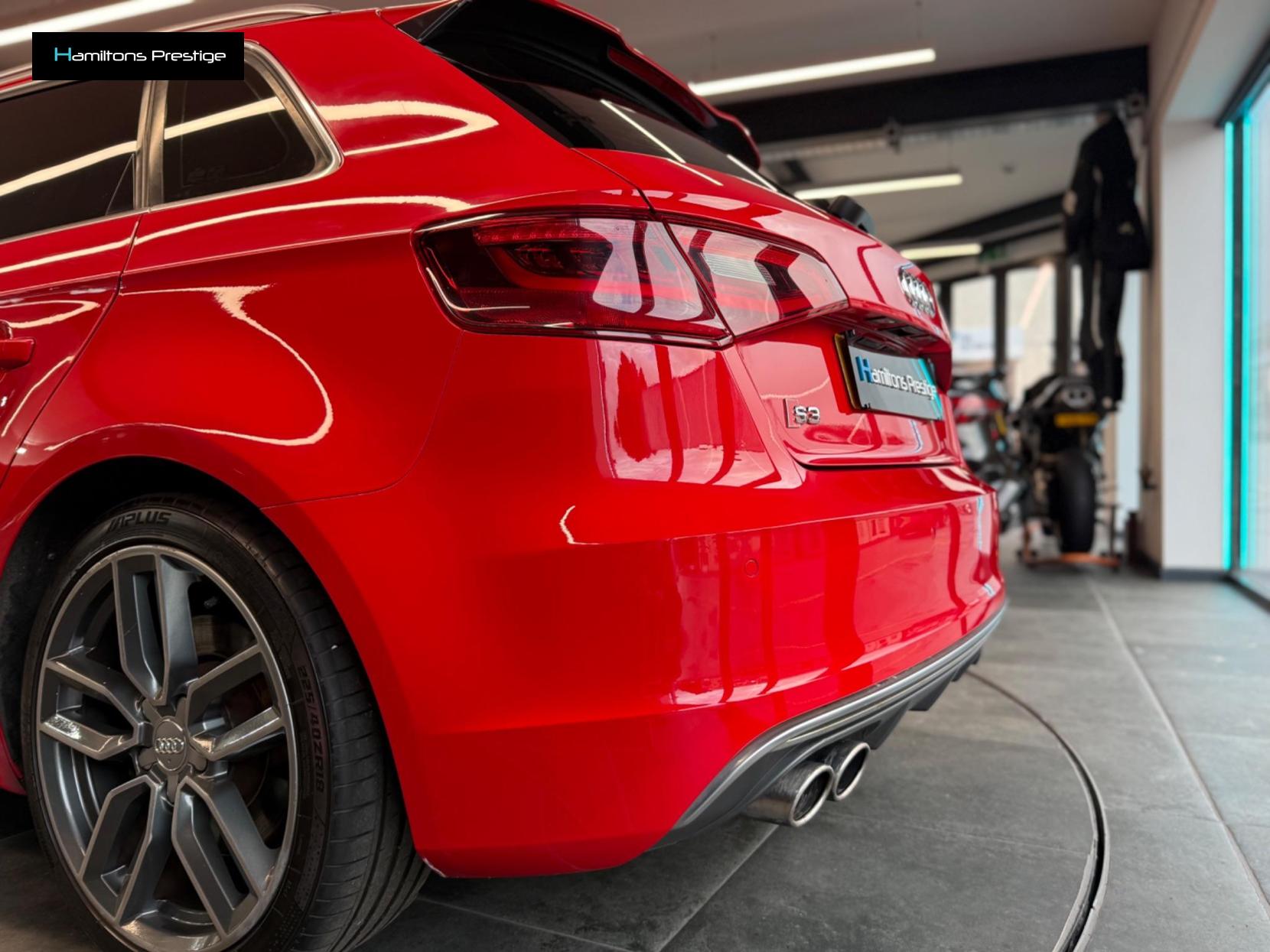 Audi S3 2.0 TFSI Sportback quattro Euro 6 (s/s) 5dr (Nav)