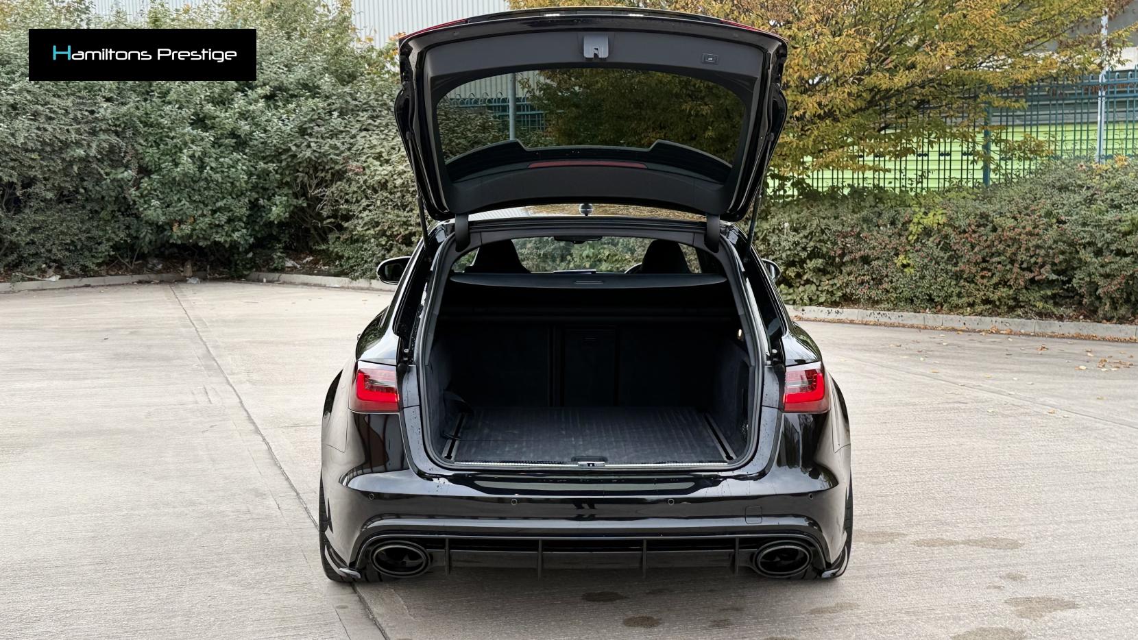 Audi RS6 Avant 4.0 TFSI V8 Estate 5dr Petrol Tiptronic quattro Euro 5 (s/s) (560 ps)