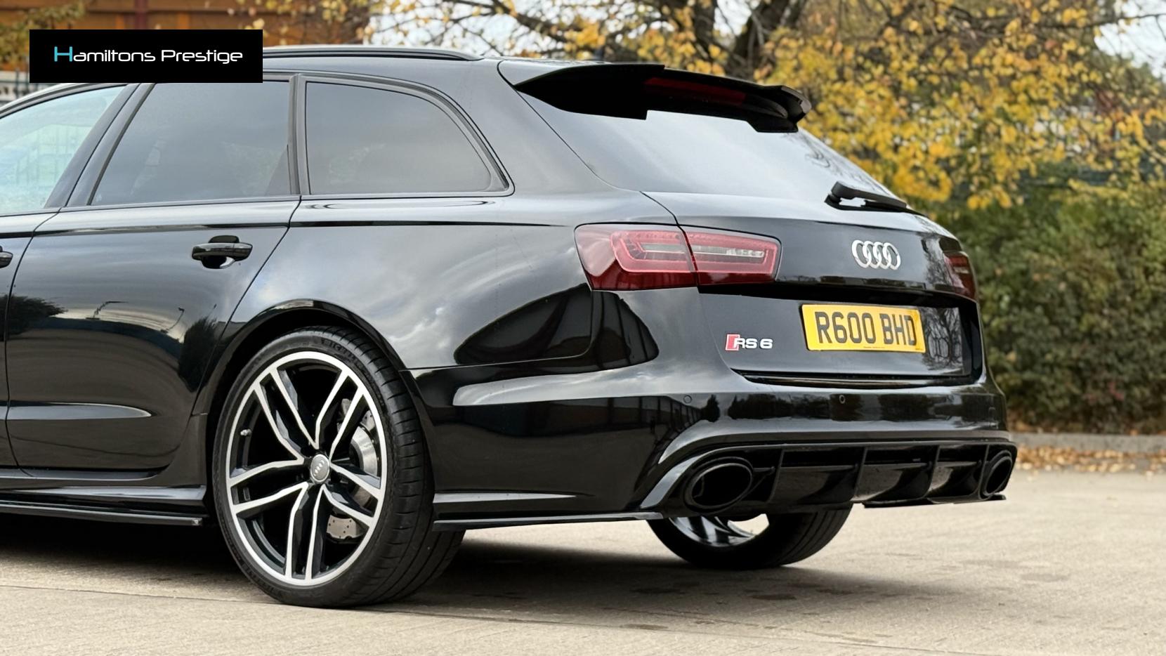 Audi RS6 Avant 4.0 TFSI V8 Estate 5dr Petrol Tiptronic quattro Euro 5 (s/s) (560 ps)