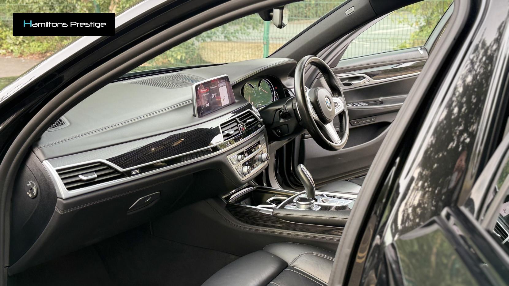BMW 7 Series 3.0 740d M Sport Saloon 4dr Diesel Auto xDrive Euro 6 (s/s) (320 ps)