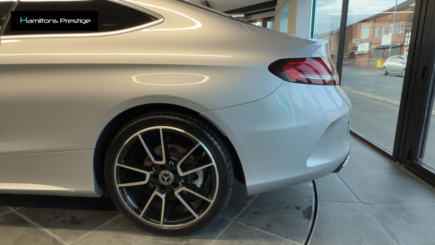 Mercedes-Benz C Class 2.0 C300d AMG Line (Premium) Coupe 2dr Diesel G-Tronic+ Euro 6 (s/s) (245 ps)