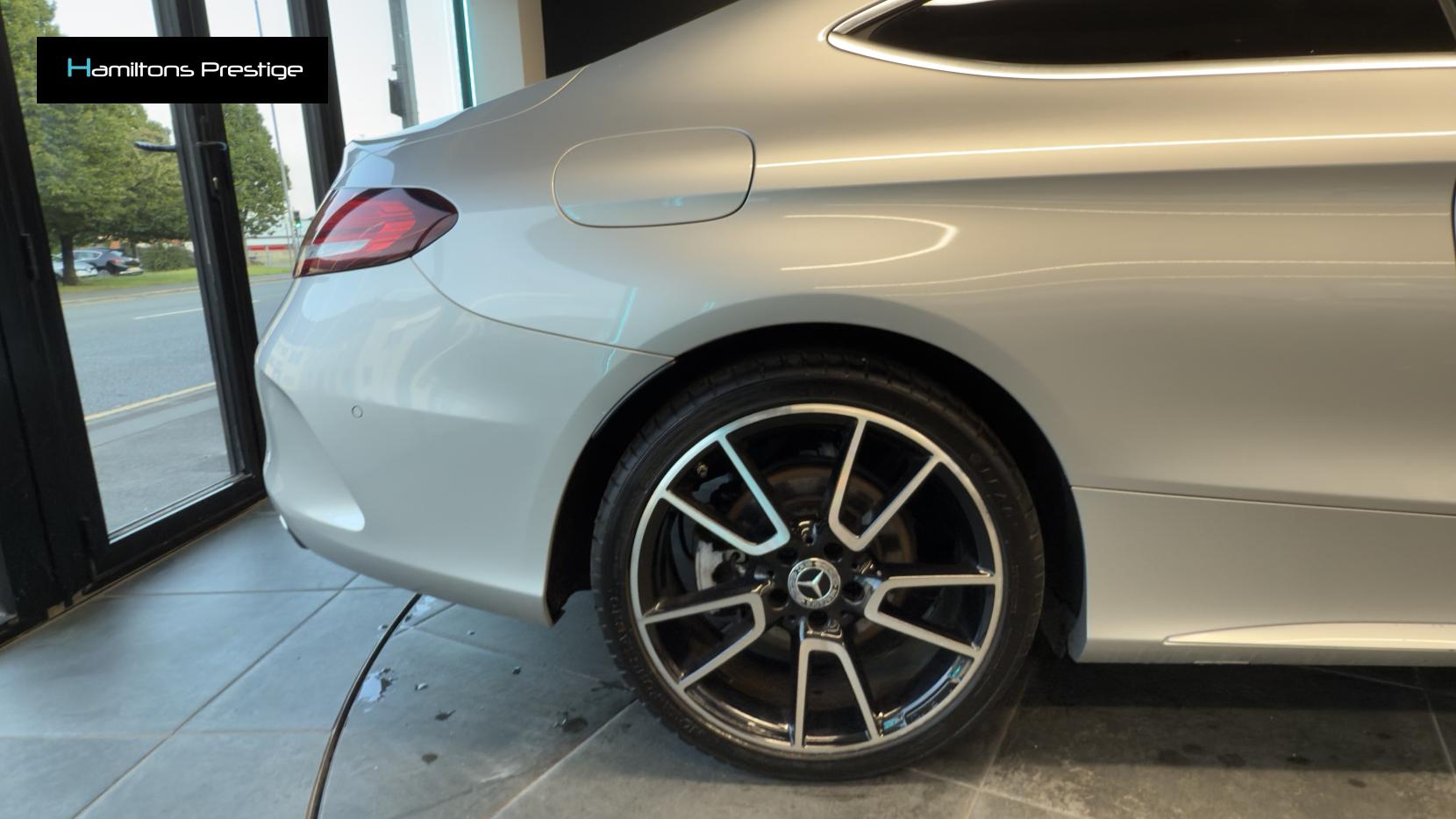 Mercedes-Benz C Class 2.0 C300d AMG Line (Premium) Coupe 2dr Diesel G-Tronic+ Euro 6 (s/s) (245 ps)