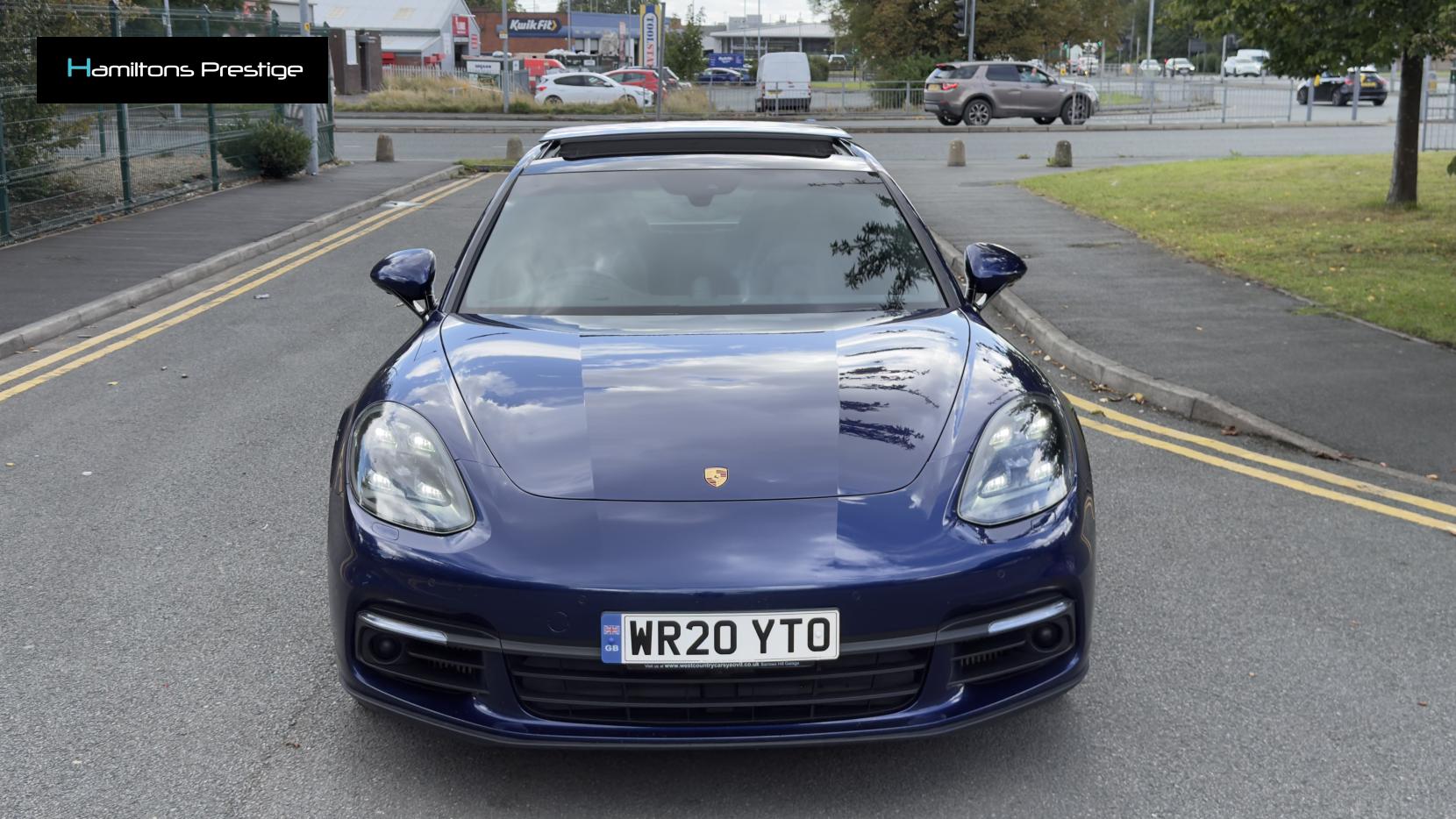 Porsche Panamera 2.9 V6 E-Hybrid 14kWh 4 10 Years Edition Saloon 5dr Petrol Plug-in Hybrid PDK 4WD Euro 6 (s/s) (462 ps)