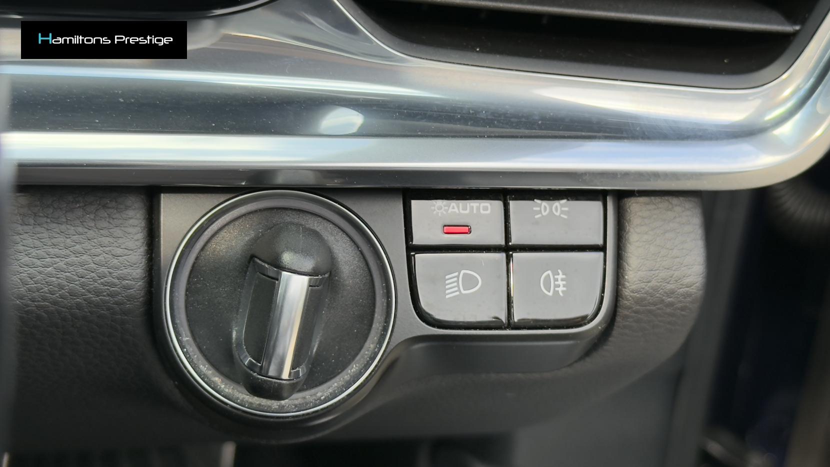 Porsche Panamera 2.9 V6 E-Hybrid 14kWh 4 10 Years Edition Saloon 5dr Petrol Plug-in Hybrid PDK 4WD Euro 6 (s/s) (462 ps)