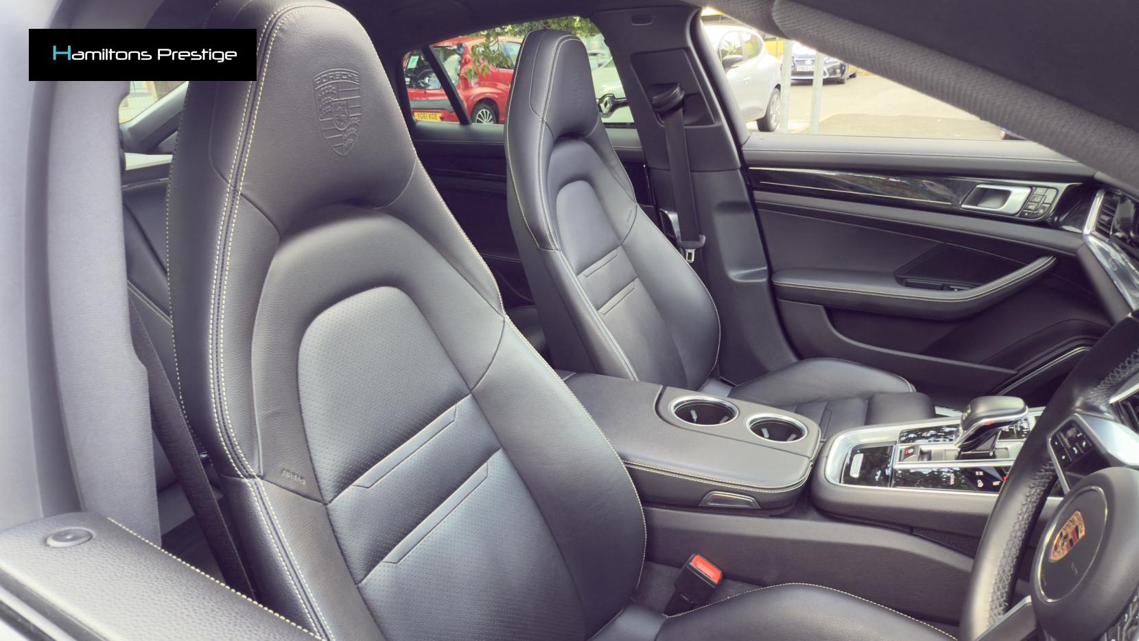 Porsche Panamera 2.9 V6 E-Hybrid 14kWh 4 10 Years Edition Saloon 5dr Petrol Plug-in Hybrid PDK 4WD Euro 6 (s/s) (462 ps)