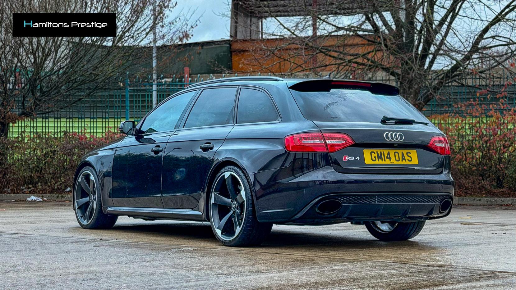 Audi RS4 Avant 4.2 FSI V8 Estate 5dr Petrol S Tronic quattro Euro 5 (450 ps)