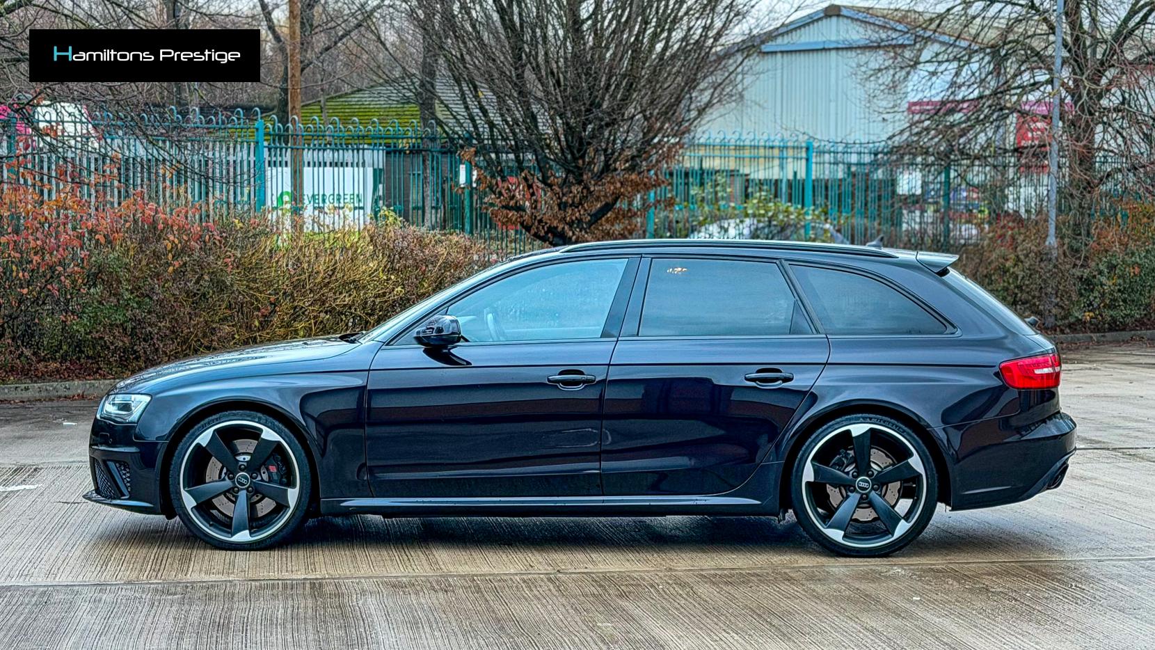 Audi RS4 Avant 4.2 FSI V8 Estate 5dr Petrol S Tronic quattro Euro 5 (450 ps)