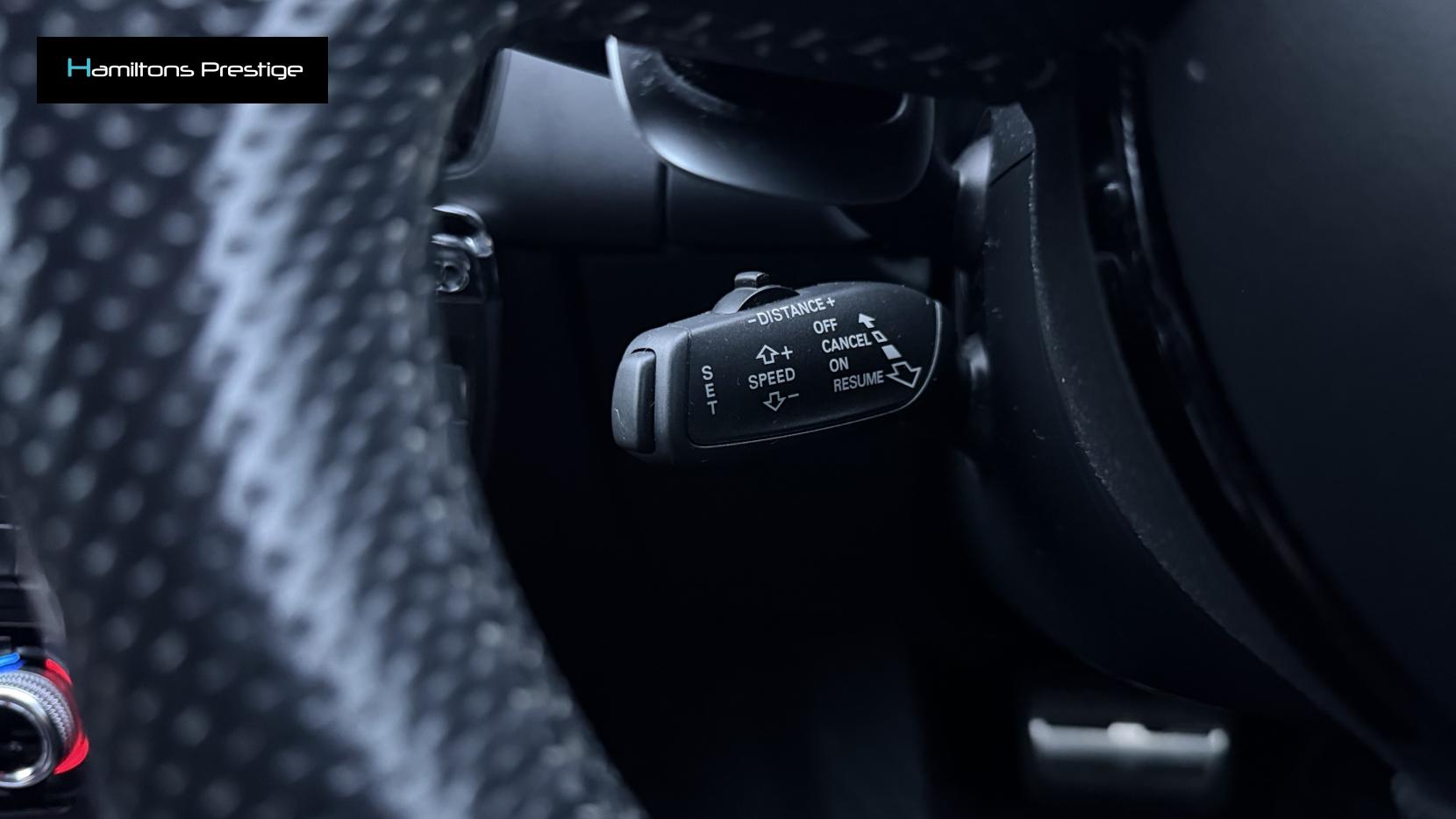 Audi RS4 Avant 4.2 FSI V8 Estate 5dr Petrol S Tronic quattro Euro 5 (450 ps)