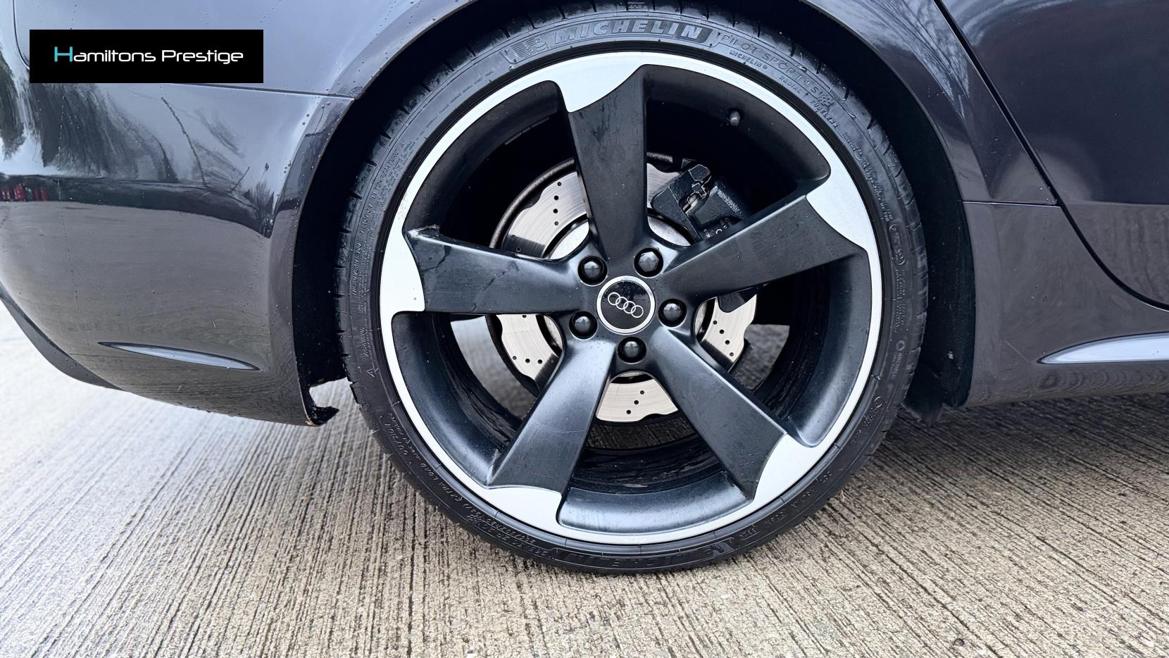 Audi RS4 Avant 4.2 FSI V8 Estate 5dr Petrol S Tronic quattro Euro 5 (450 ps)