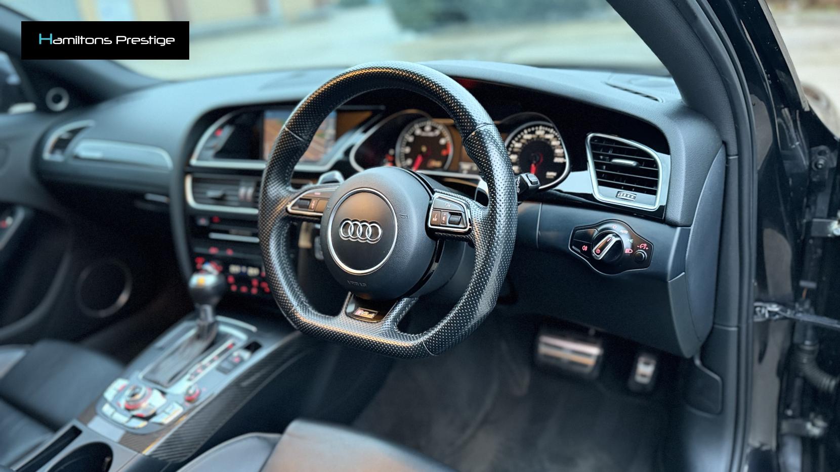 Audi RS4 Avant 4.2 FSI V8 Estate 5dr Petrol S Tronic quattro Euro 5 (450 ps)