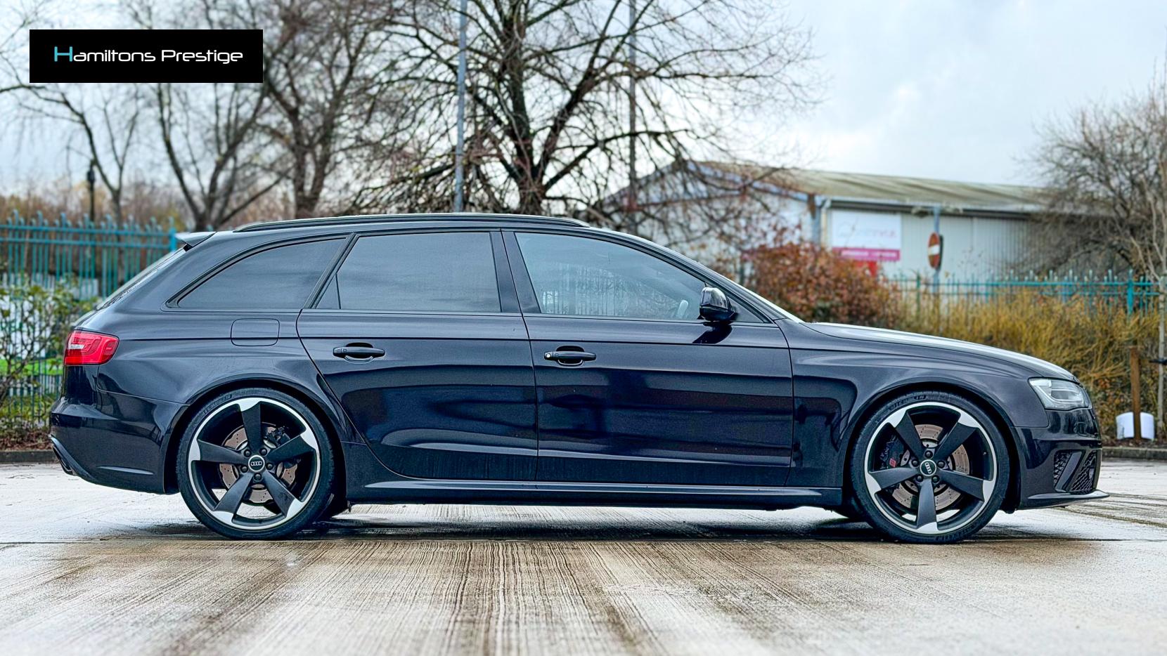 Audi RS4 Avant 4.2 FSI V8 Estate 5dr Petrol S Tronic quattro Euro 5 (450 ps)