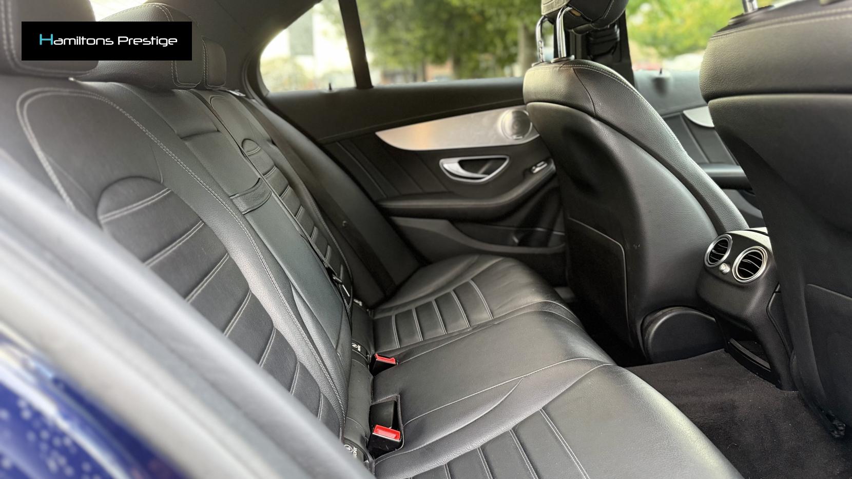 Mercedes-Benz C Class 2.1 C300h BlueTEC AMG Line Saloon 4dr Diesel Hybrid G-Tronic+ Euro 6 (s/s) (231 ps)