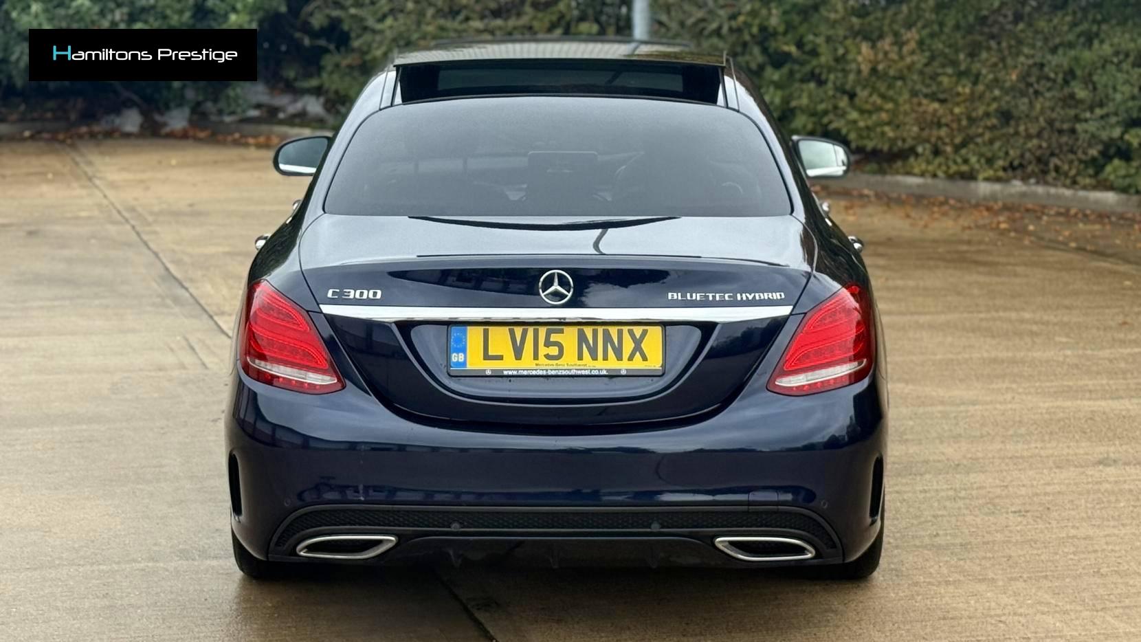 Mercedes-Benz C Class 2.1 C300h BlueTEC AMG Line Saloon 4dr Diesel Hybrid G-Tronic+ Euro 6 (s/s) (231 ps)