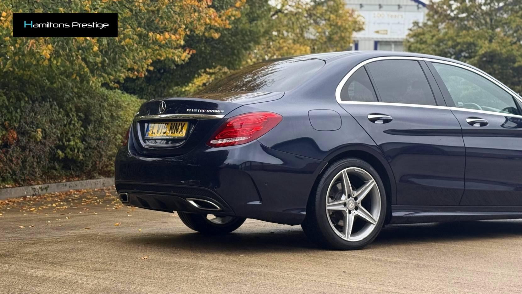 Mercedes-Benz C Class 2.1 C300h BlueTEC AMG Line Saloon 4dr Diesel Hybrid G-Tronic+ Euro 6 (s/s) (231 ps)