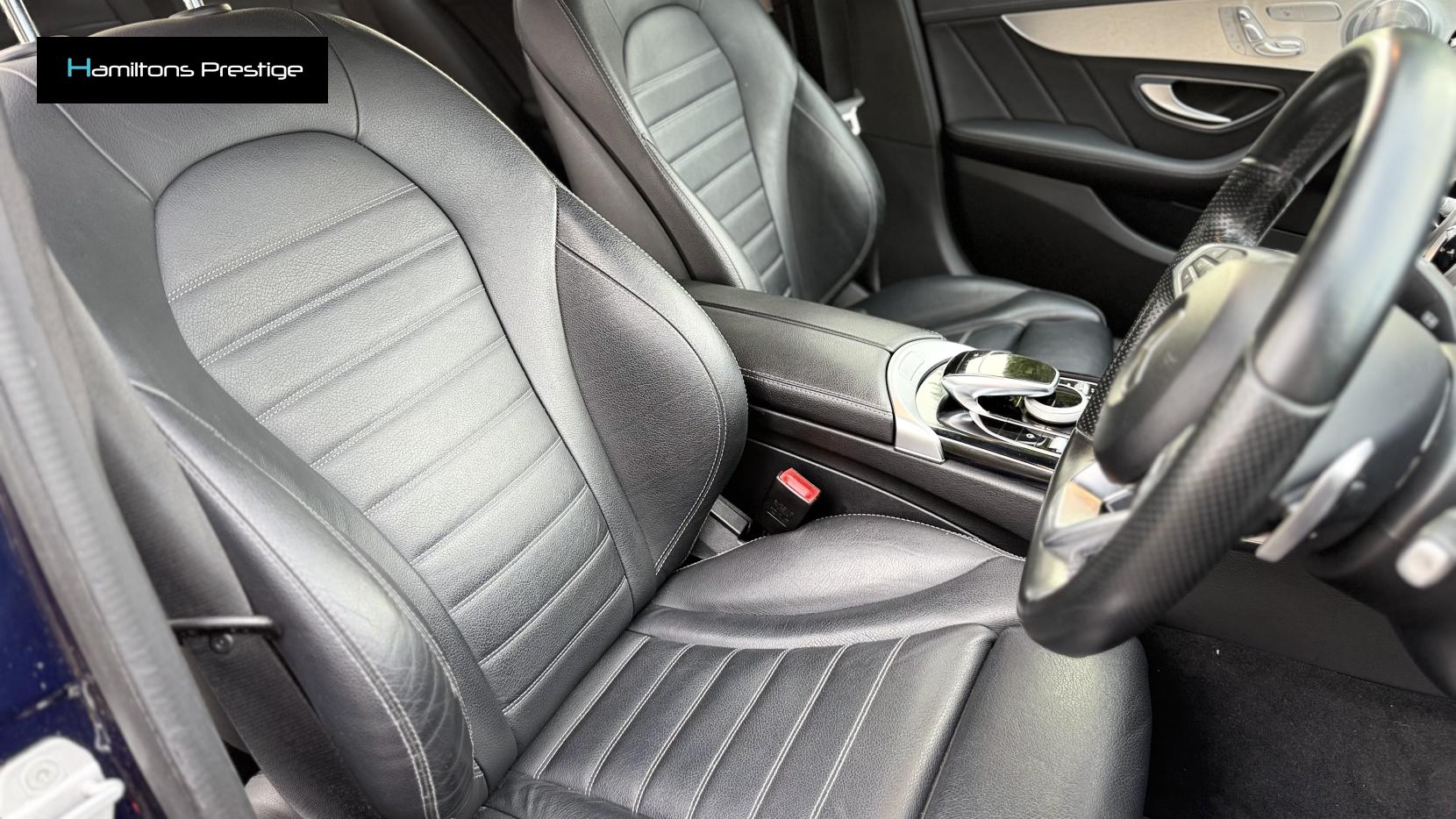 Mercedes-Benz C Class 2.1 C300h BlueTEC AMG Line Saloon 4dr Diesel Hybrid G-Tronic+ Euro 6 (s/s) (231 ps)