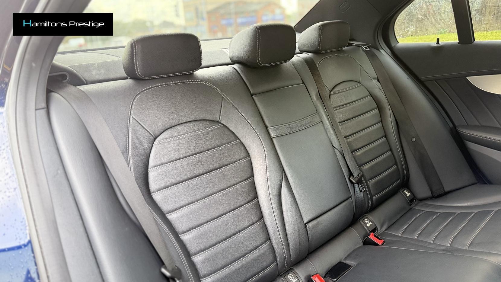 Mercedes-Benz C Class 2.1 C300h BlueTEC AMG Line Saloon 4dr Diesel Hybrid G-Tronic+ Euro 6 (s/s) (231 ps)