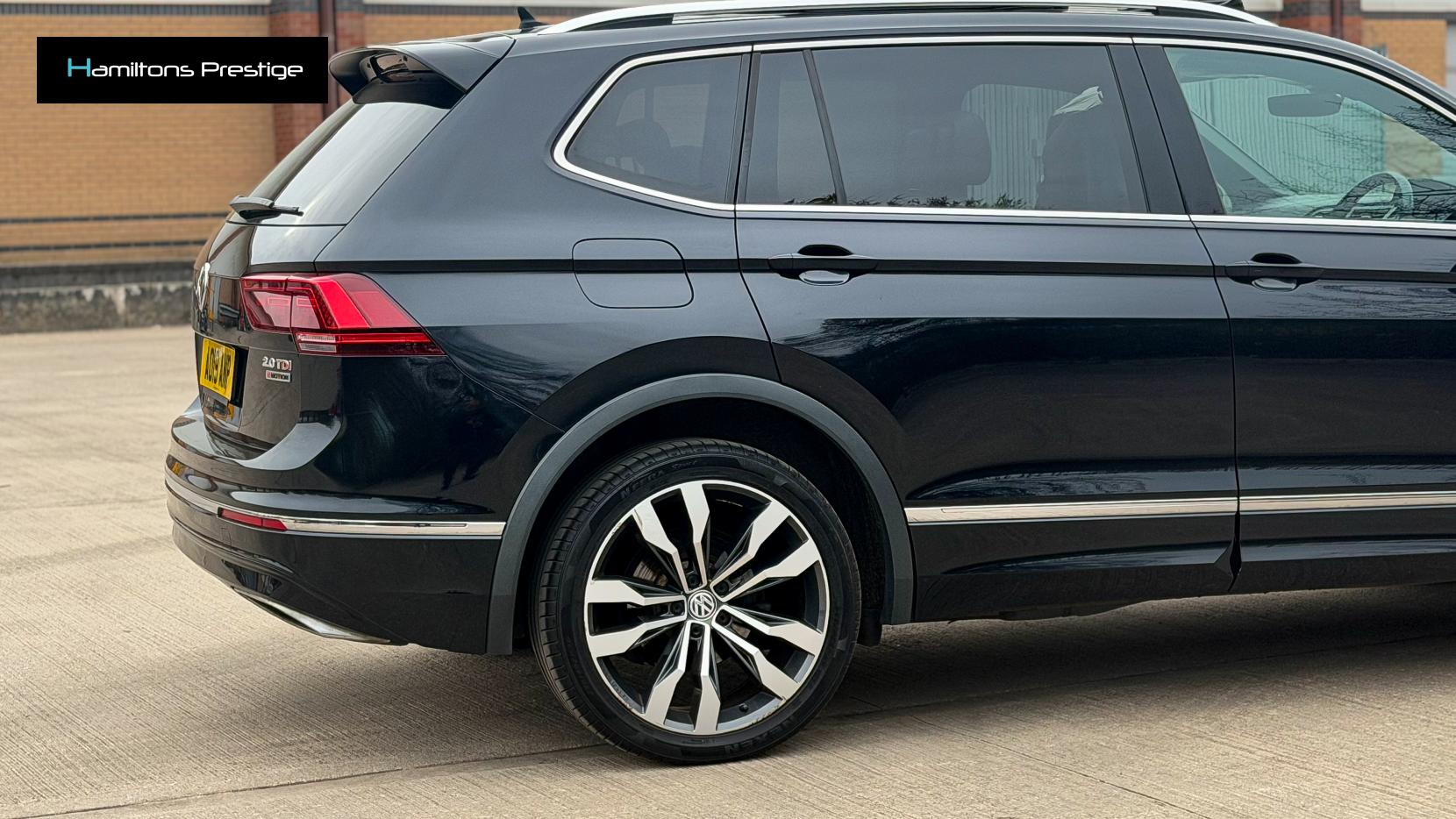 Volkswagen Tiguan Allspace 2.0 TDI R-Line SUV 5dr Diesel DSG 4Motion Euro 6 (s/s) (190 ps)