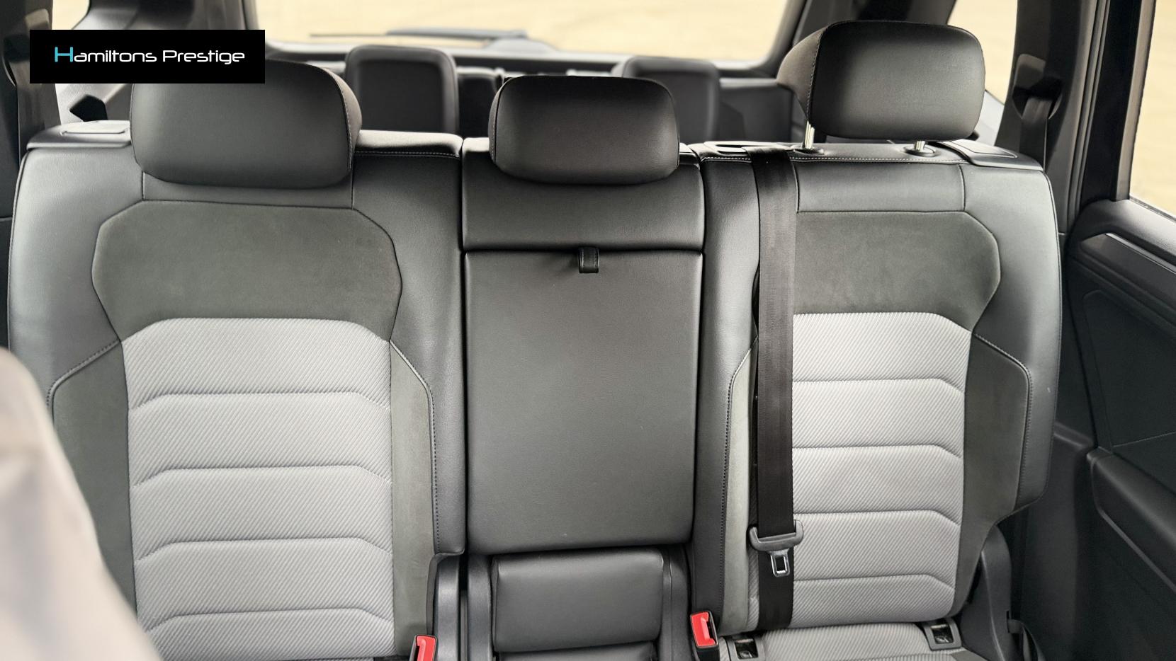 Volkswagen Tiguan Allspace 2.0 TDI R-Line SUV 5dr Diesel DSG 4Motion Euro 6 (s/s) (190 ps)