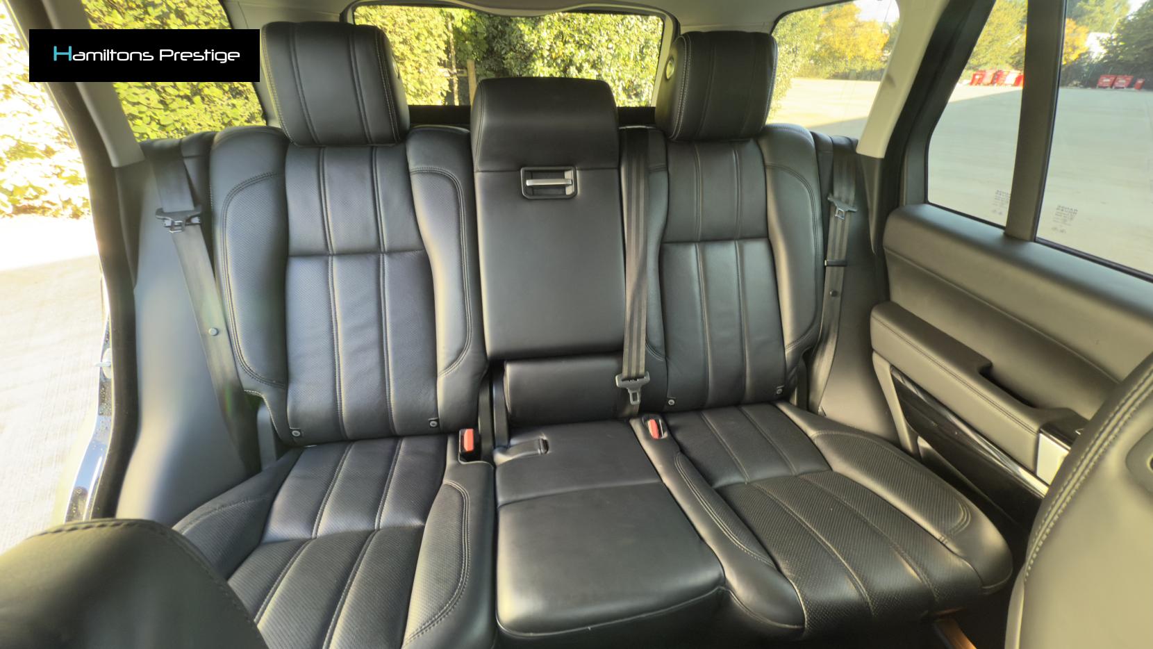 Land Rover Range Rover 4.4 SD V8 Vogue SE SUV 5dr Diesel Auto 4WD Euro 5 (339 ps)