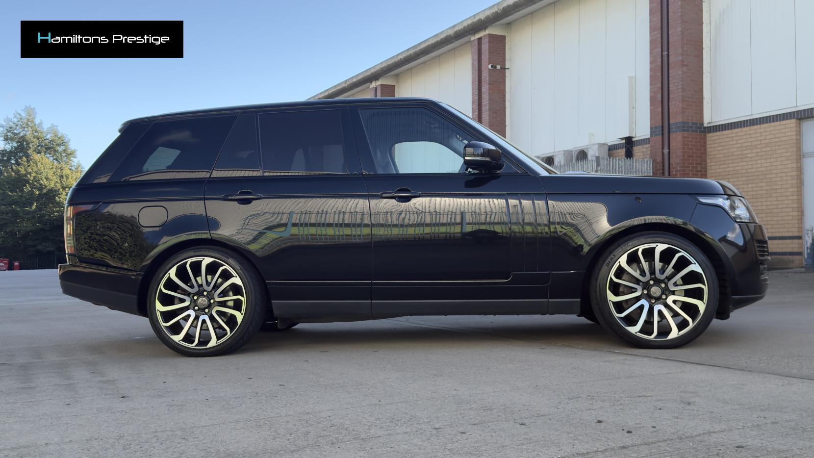 Land Rover Range Rover 4.4 SD V8 Vogue SE SUV 5dr Diesel Auto 4WD Euro 5 (339 ps)